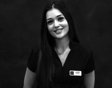 Ambre, infirmière assistante laser